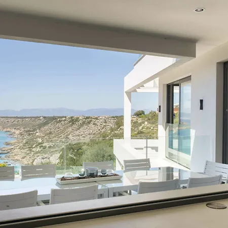 Son Mares Villa